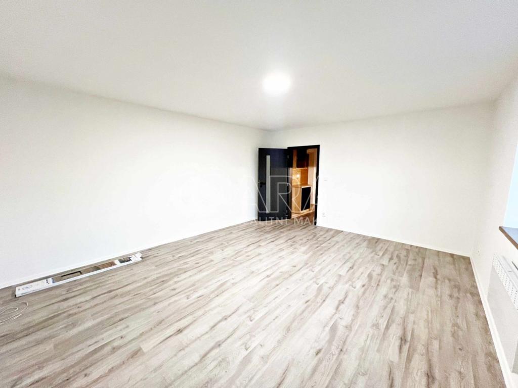 Pronájem bytu 1+1 35 m2