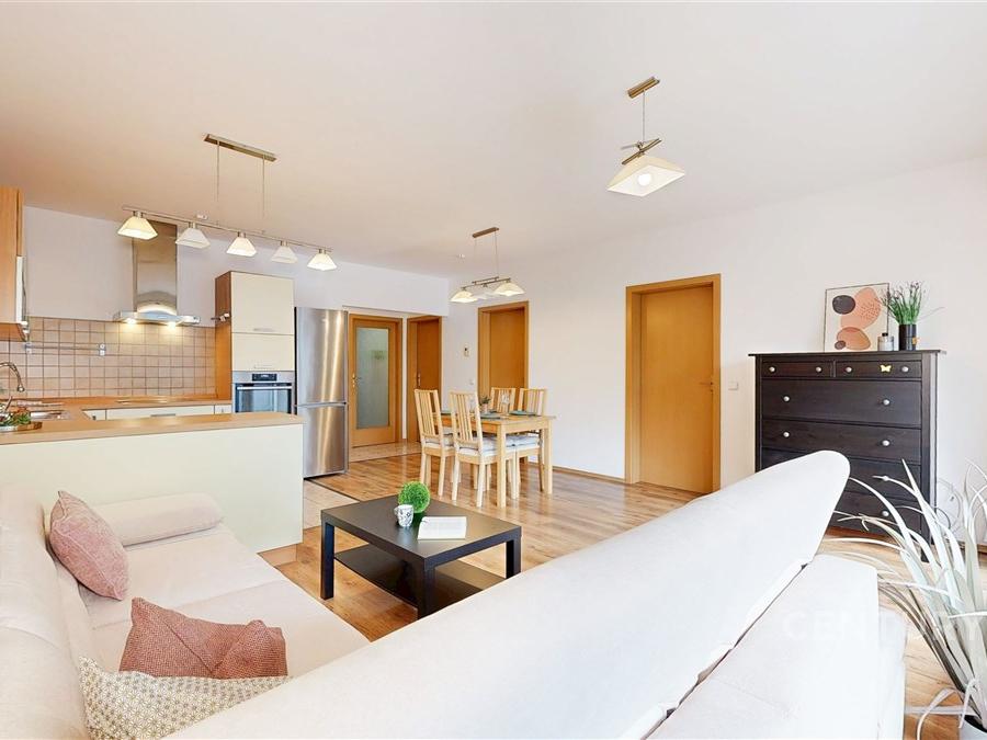 Pronájem bytu 3+kk 74 m2