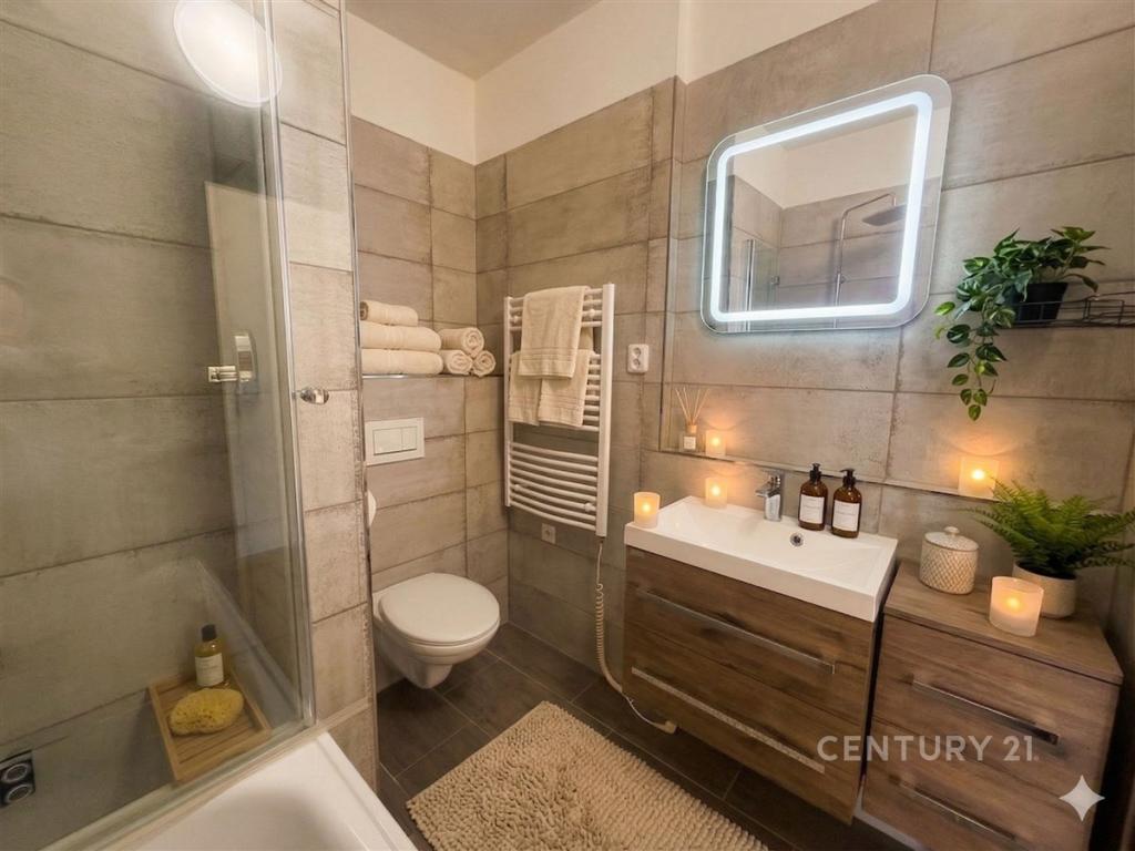 Pronájem bytu 2+kk 37 m2