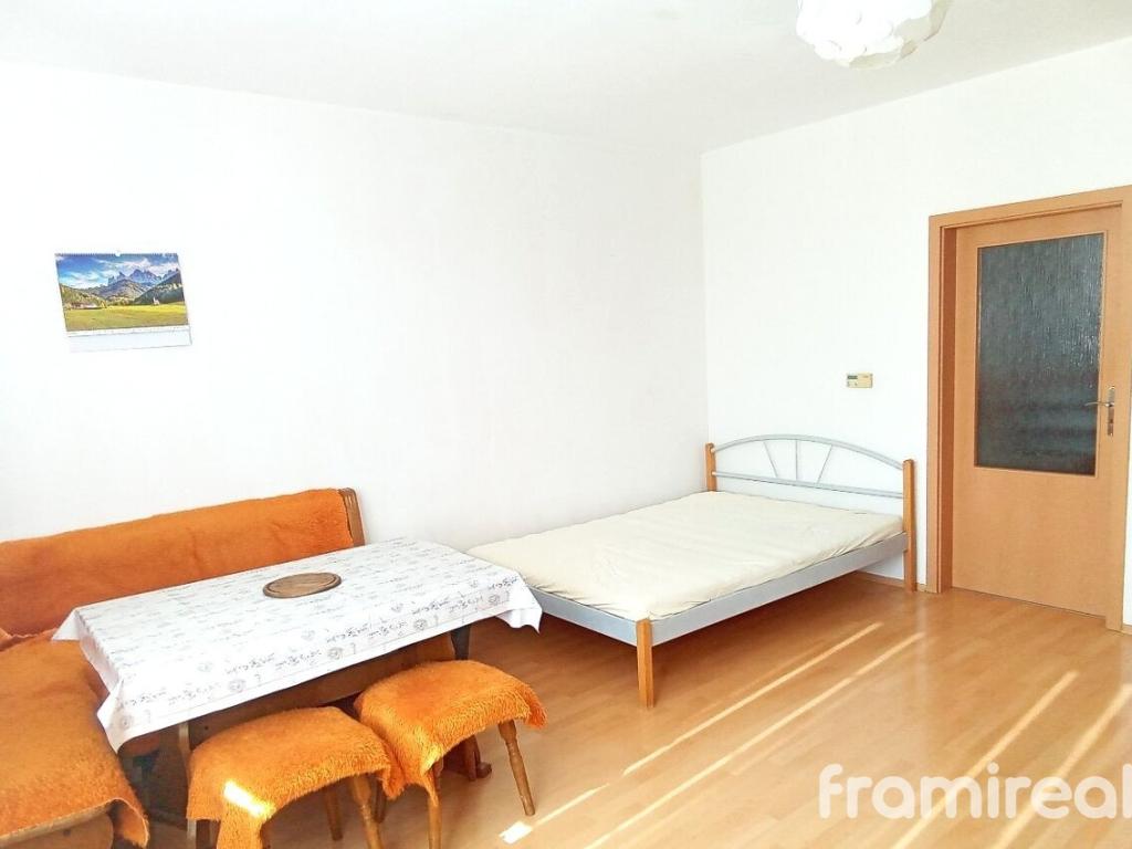 Pronájem bytu 1+kk 40 m2