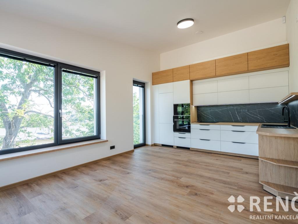 Pronájem bytu 2+kk 52 m2
