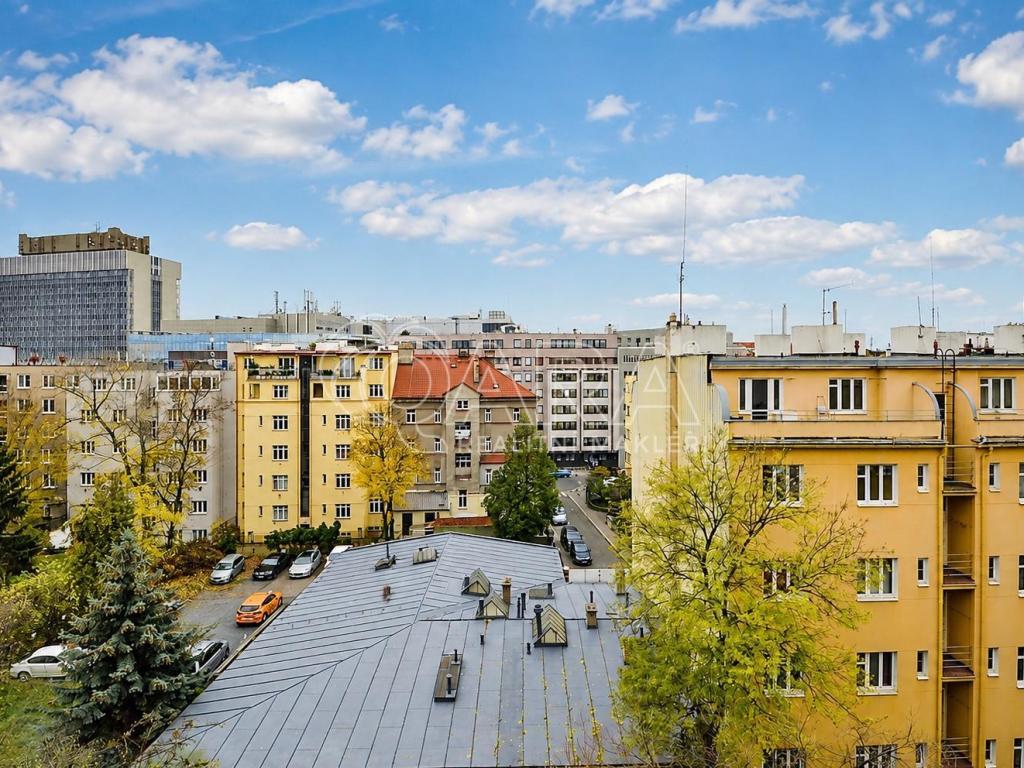 Pronájem bytu 3+kk 111 m2