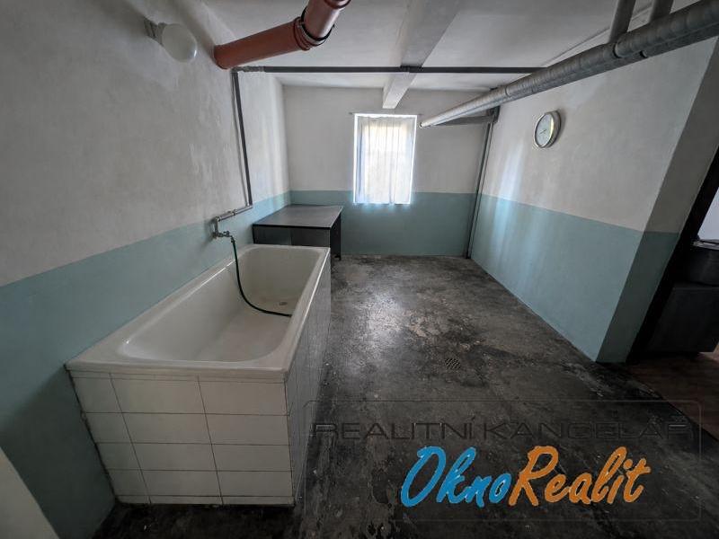 Prodej bytu atypický 200 m2, Přerov – náhled fotky 32