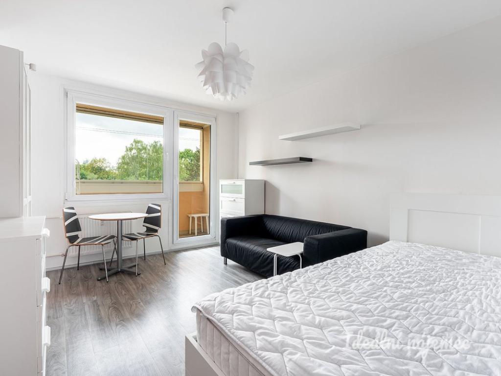 Pronájem bytu 1+kk 34 m2