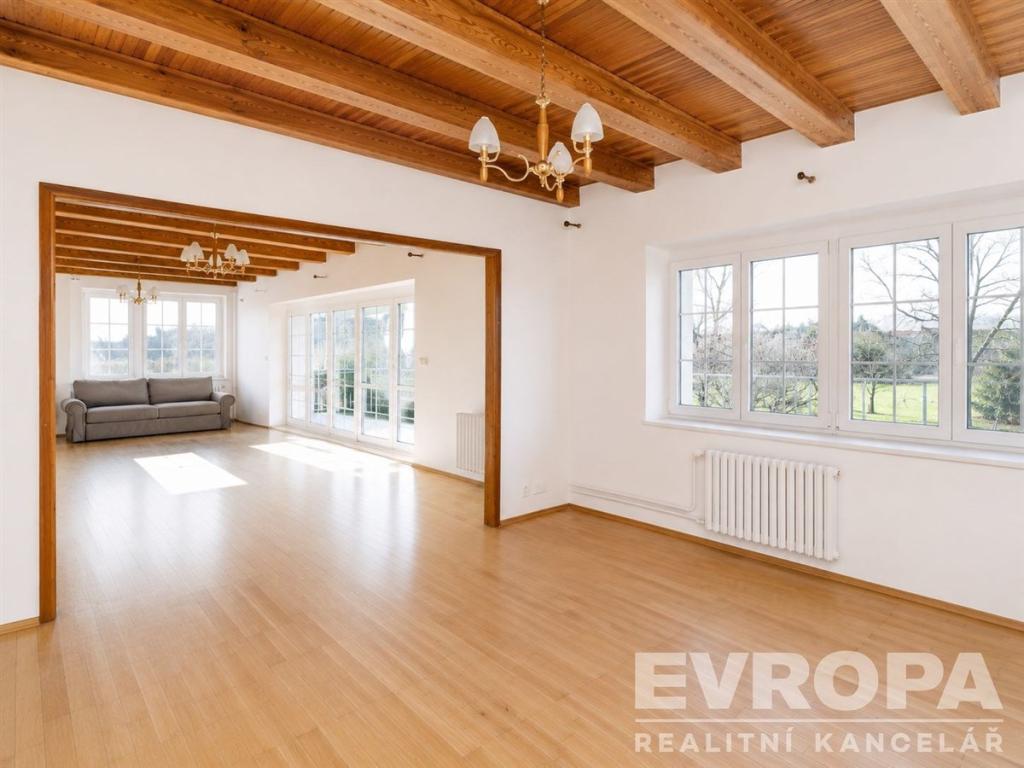 Pronájem domu 350 m2