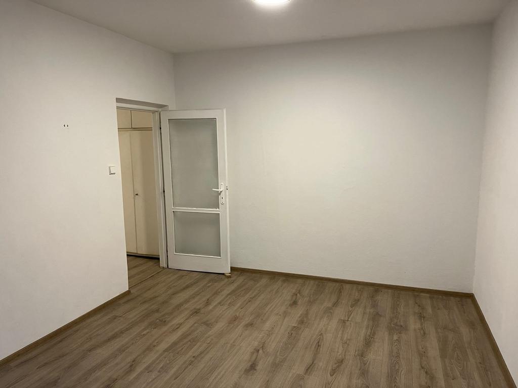 Pronájem bytu 2+1 53 m2