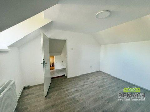 Pronájem bytu 3+1 120 m2, Bojkovice – náhled fotky 15