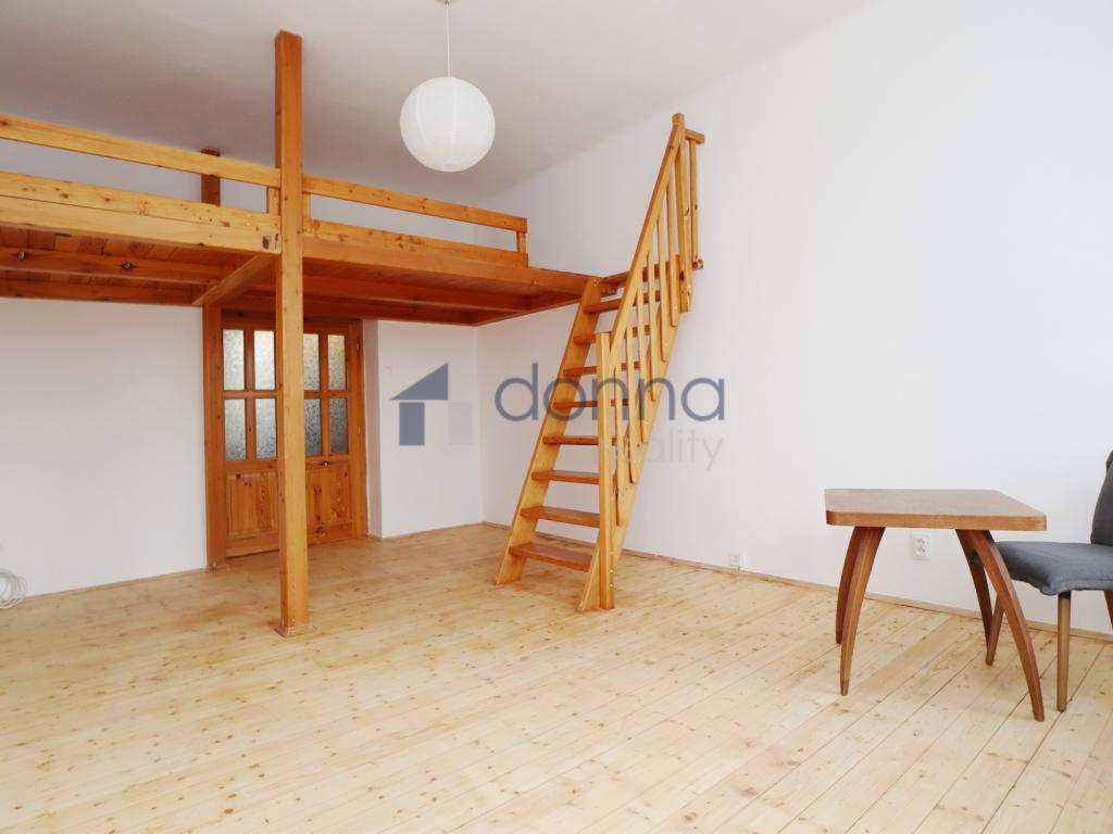 Pronájem bytu 1+1 43 m2