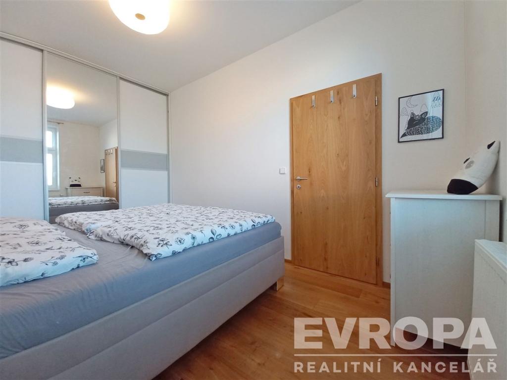 Pronájem bytu 2+kk 54 m2