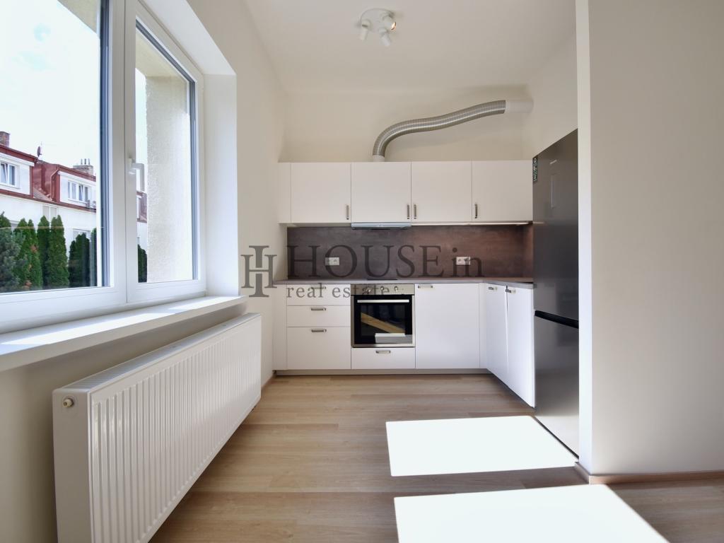 Pronájem bytu 2+kk 37 m2