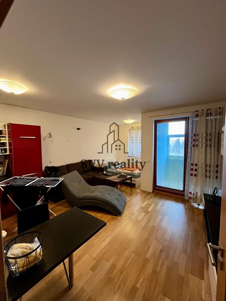 Pronájem bytu 1+kk 38 m2