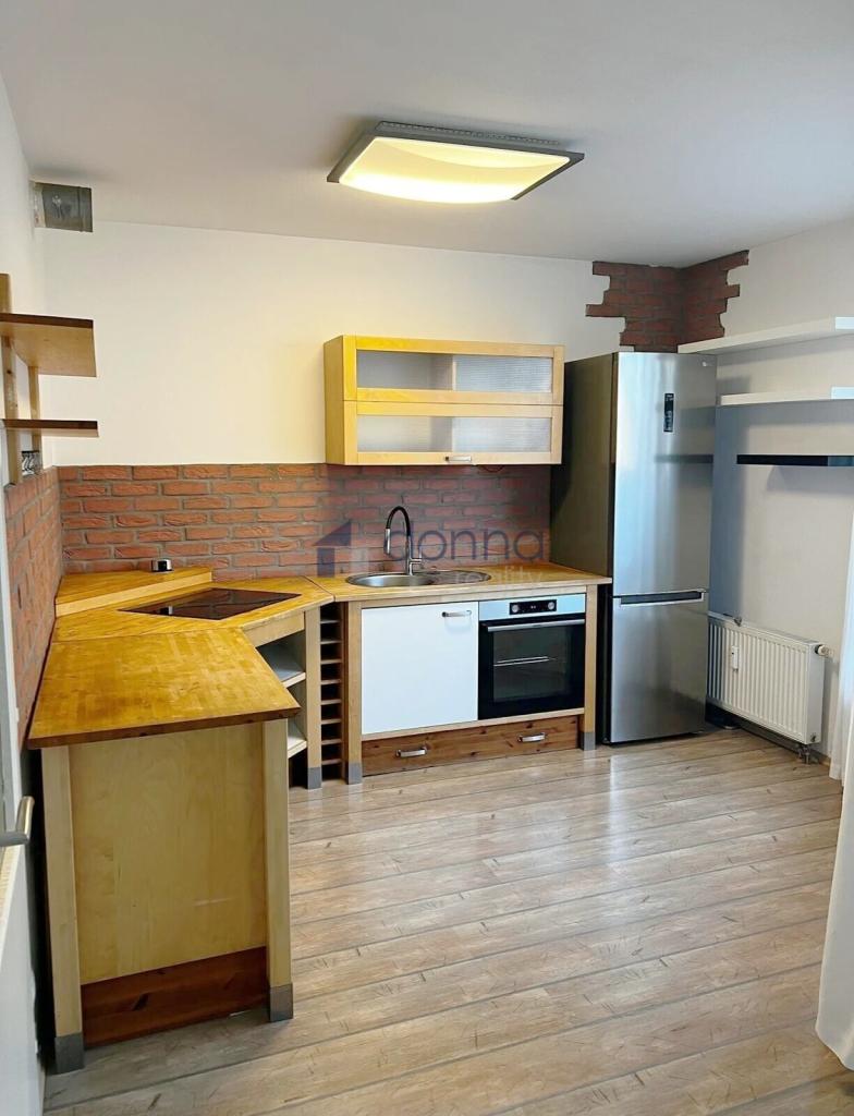 Pronájem bytu 1+kk 40 m2