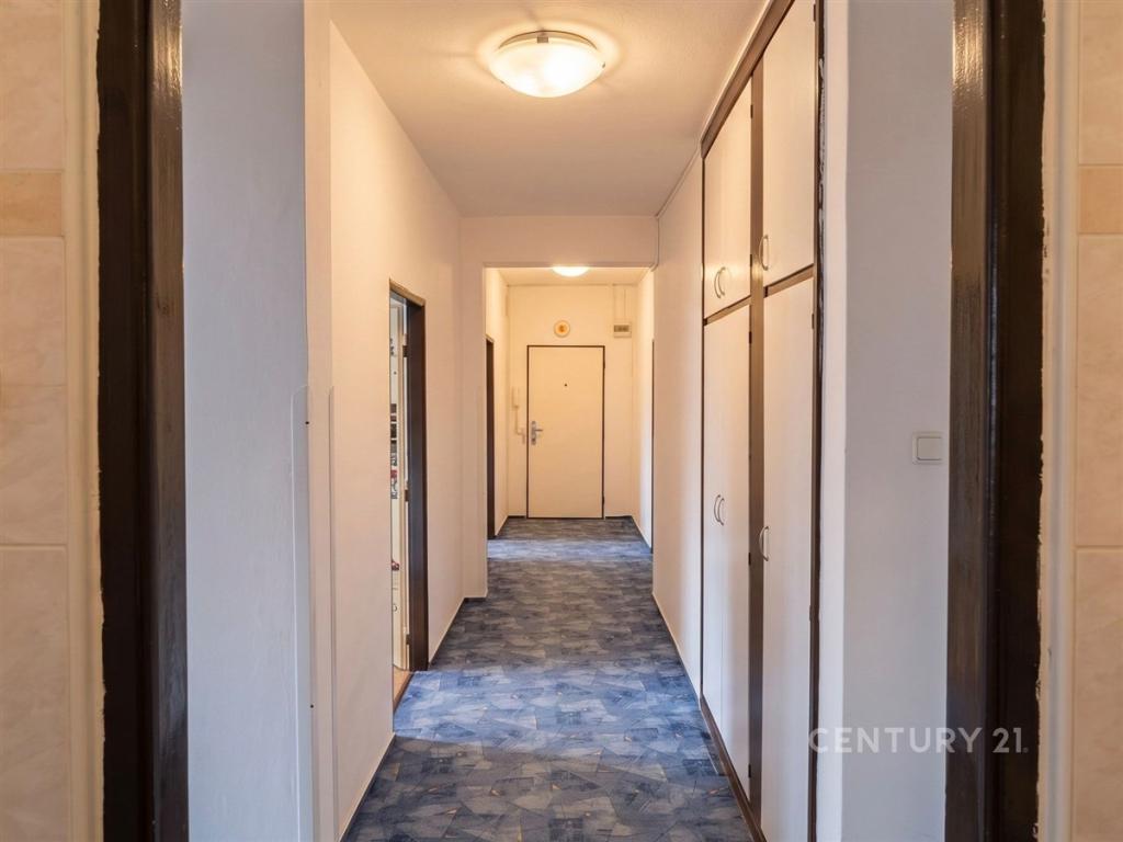 Pronájem bytu 2+1 67 m² – pohled 6