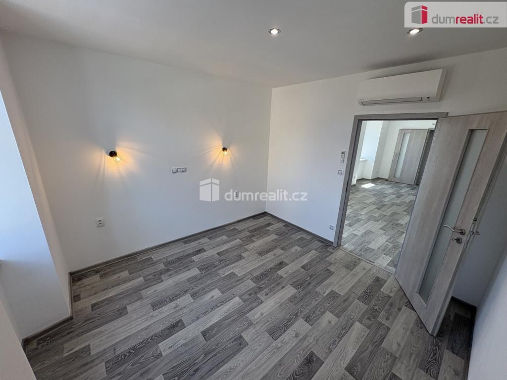 Pronájem bytu 3+kk 55 m2