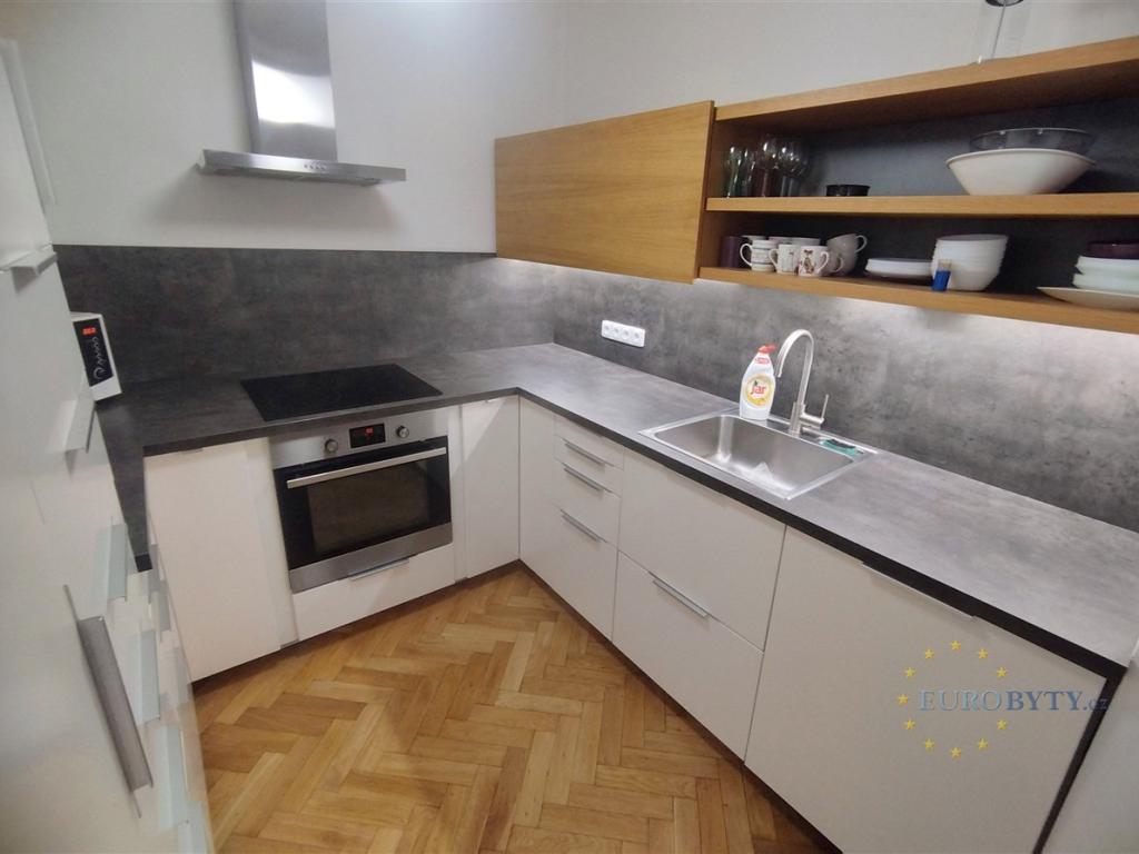 Pronájem bytu 3+kk 86 m2