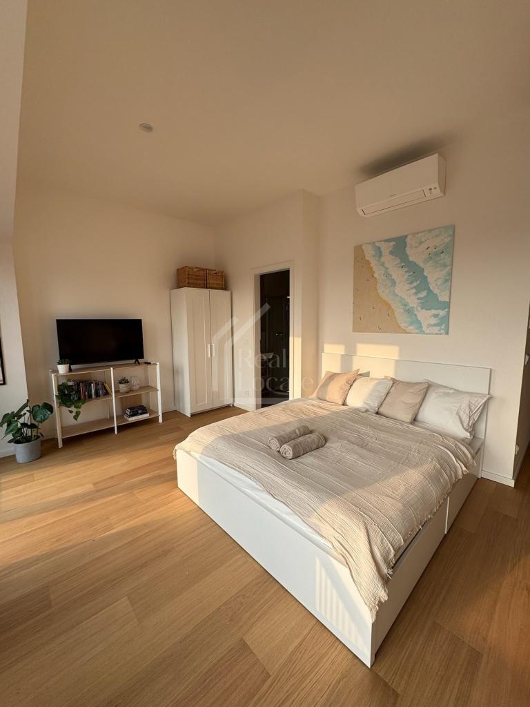Pronájem bytu 1+kk 36 m2