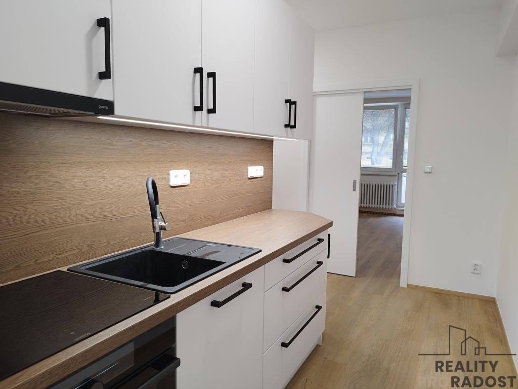 Pronájem bytu 2+kk 38 m2