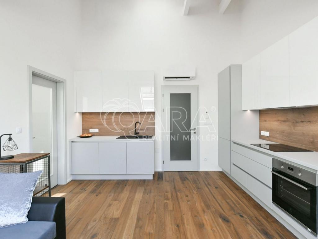 Pronájem bytu 2+kk 50 m2