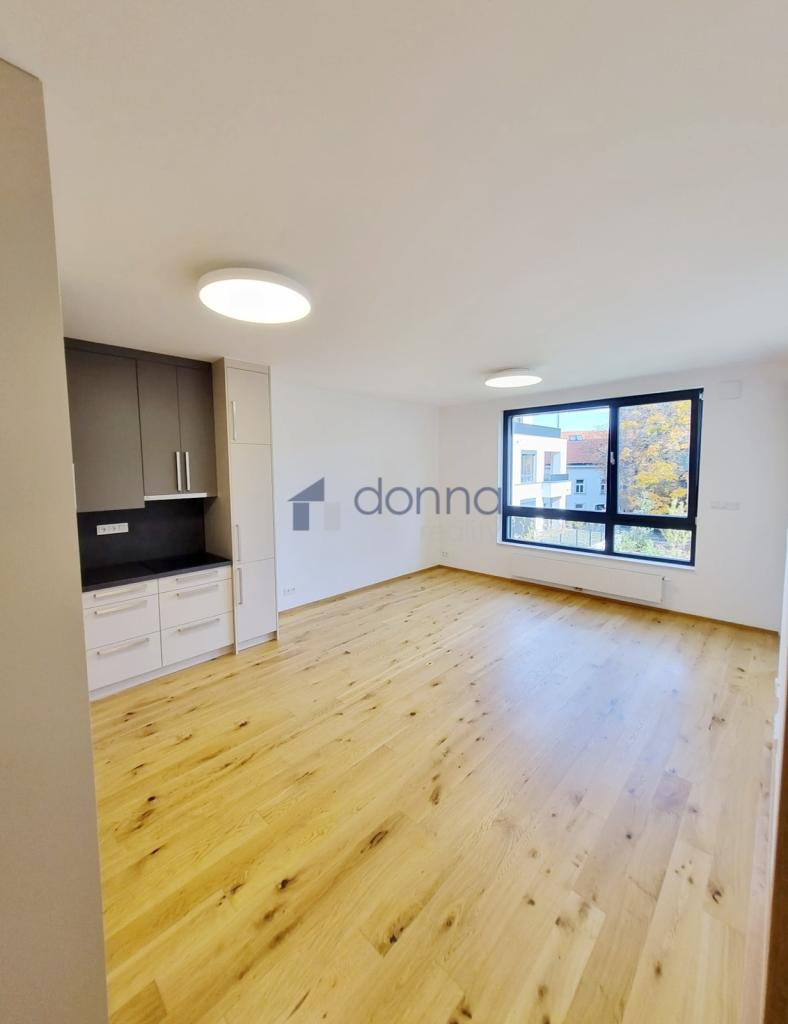 Pronájem bytu 2+kk 54 m2