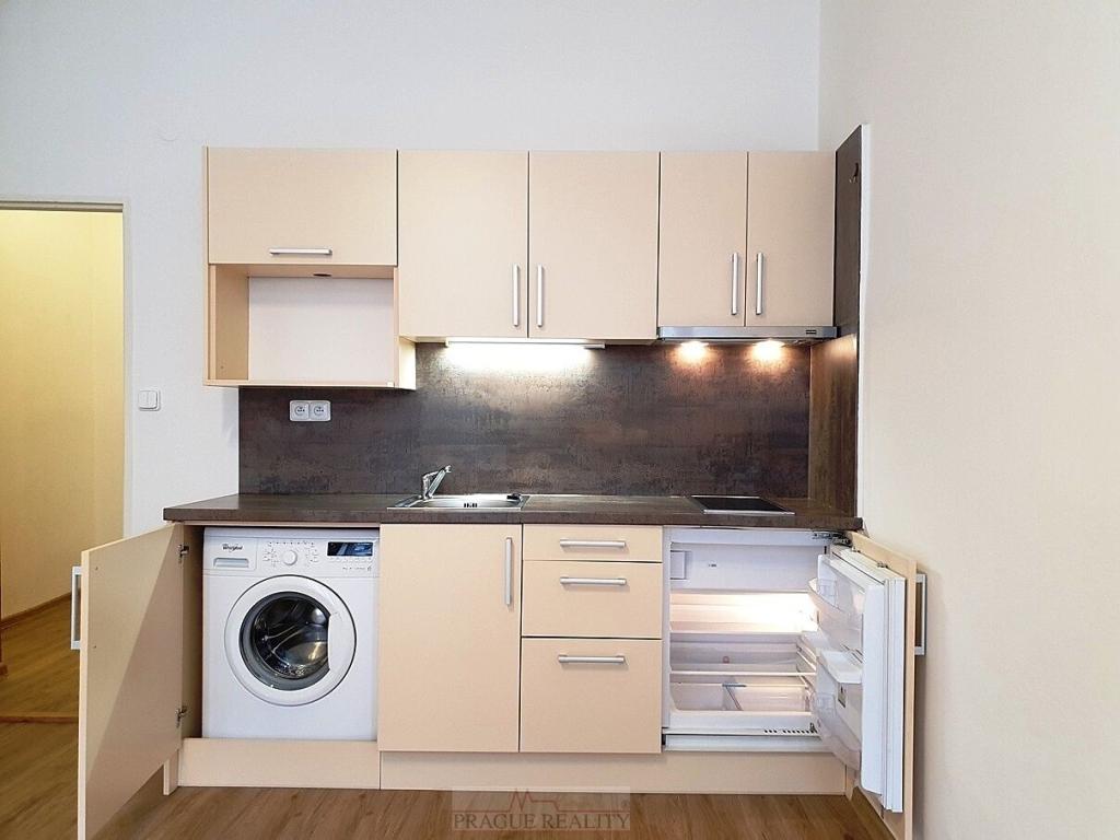 Pronájem bytu 1+kk 27 m2