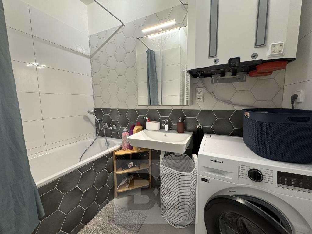 Pronájem bytu 3+kk 72 m2