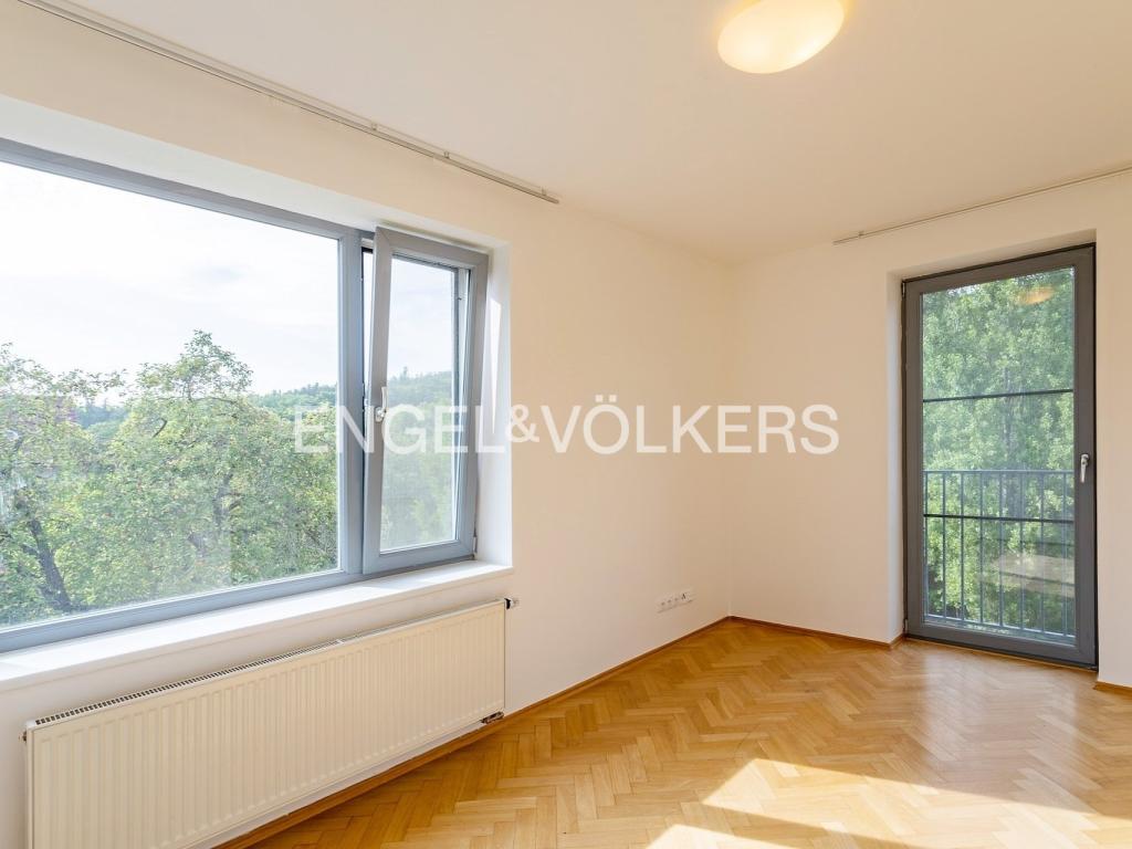 Pronájem domu 230 m2, Praha – náhled fotky 8