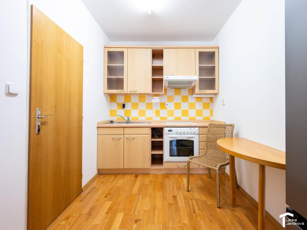 Pronájem bytu 2+kk 57 m2