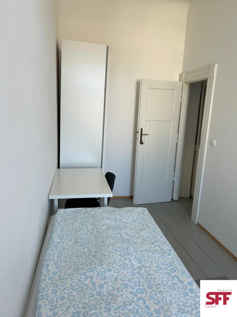 Pronájem bytu pokoj 10 m2