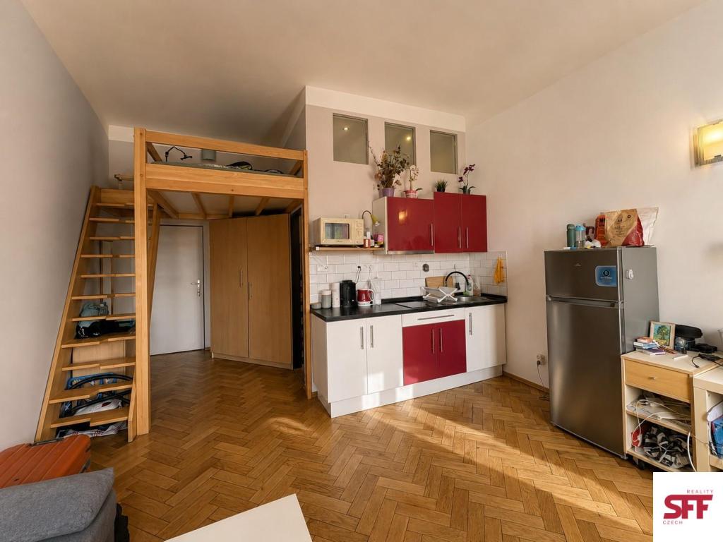 Pronájem bytu 1+kk 27 m2