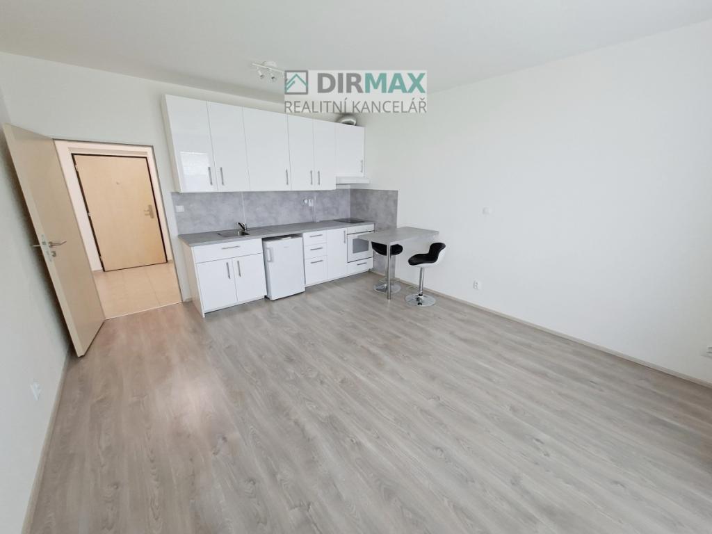 Pronájem bytu 1+kk 32 m2