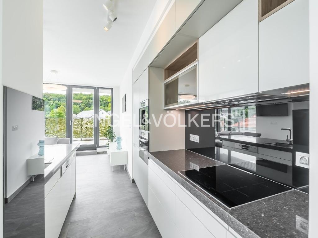 Pronájem bytu 2+kk 70 m2