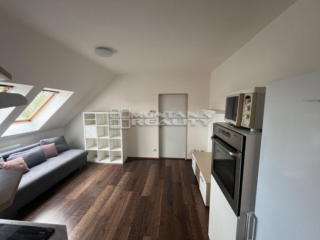 Pronájem bytu 2+kk 48 m2