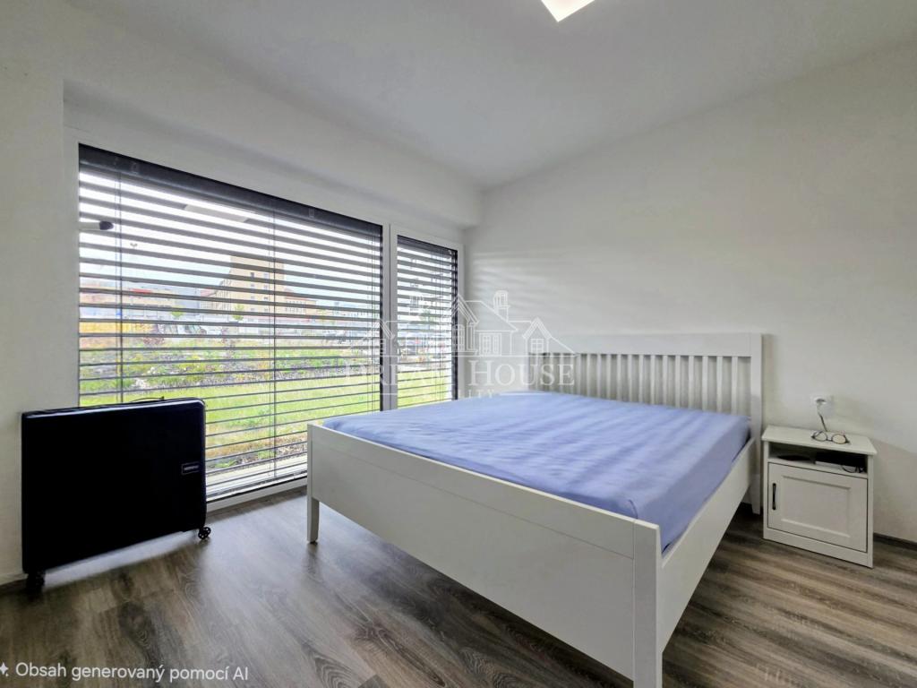 Pronájem bytu 2+kk 45 m2, Hořovice – náhled fotky 3