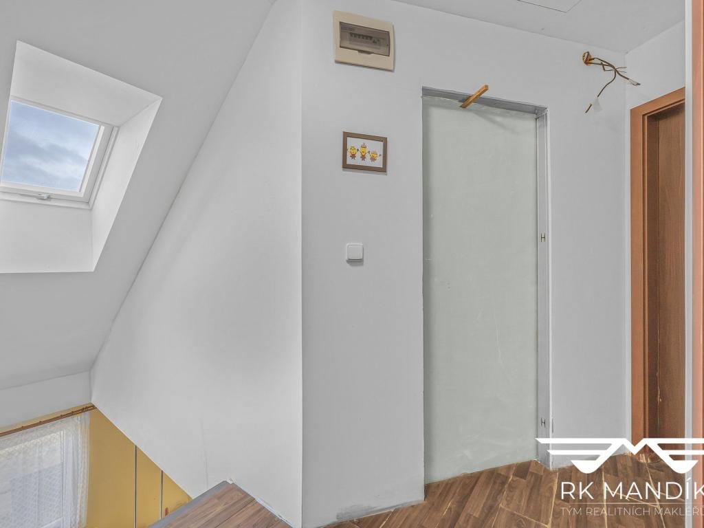 Prodej domu 212 m2, Nová Ves – náhled fotky 9