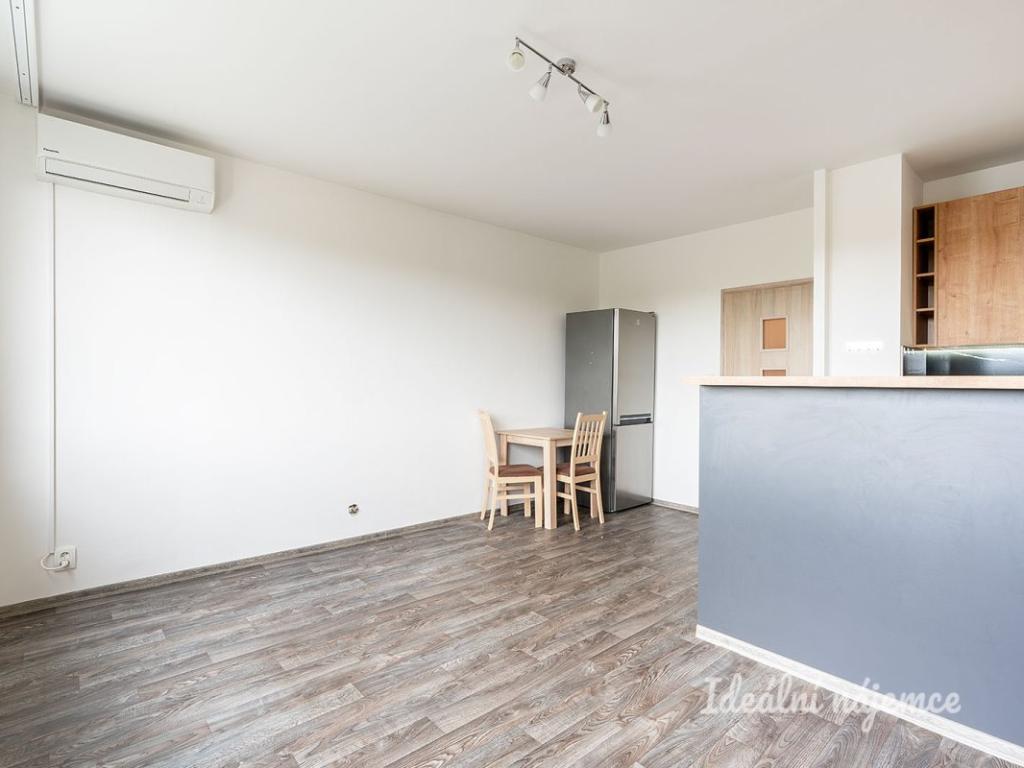 Pronájem bytu 2+kk 44 m2