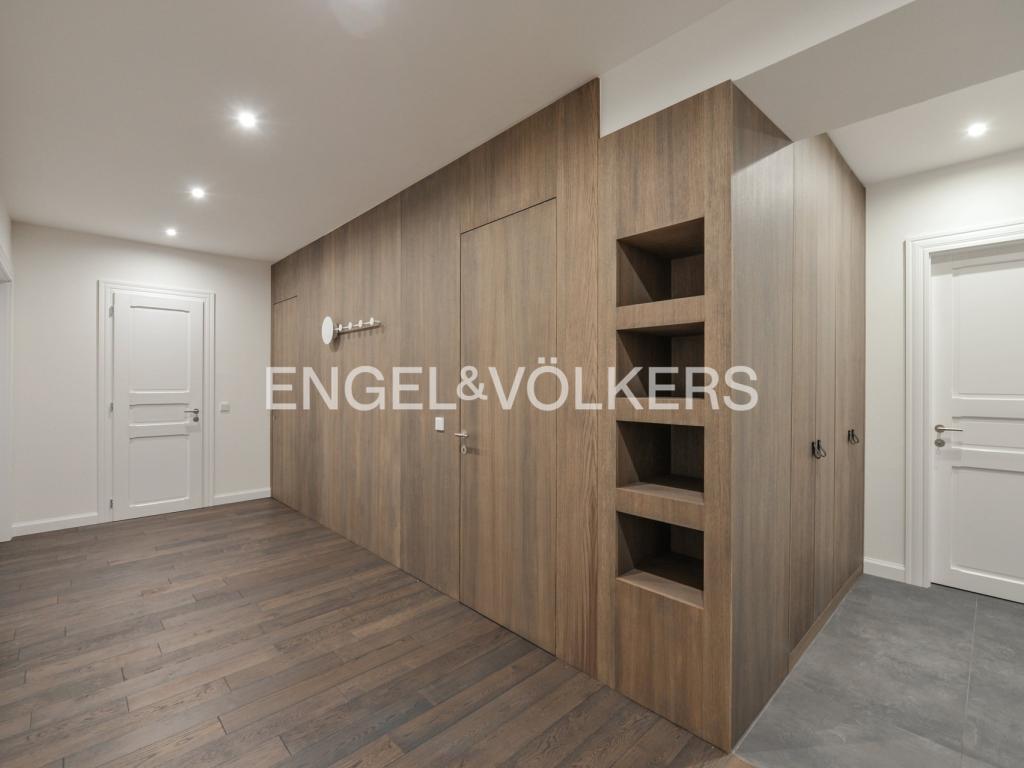 Pronájem bytu 4+kk 137 m2, Praha – náhled fotky 13