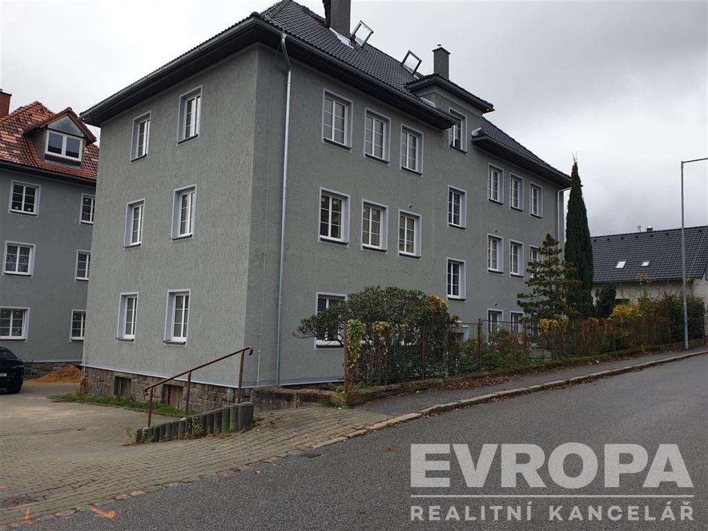 Pronájem 4+kk, Liberec - Volgogradská, 15600 Kč,