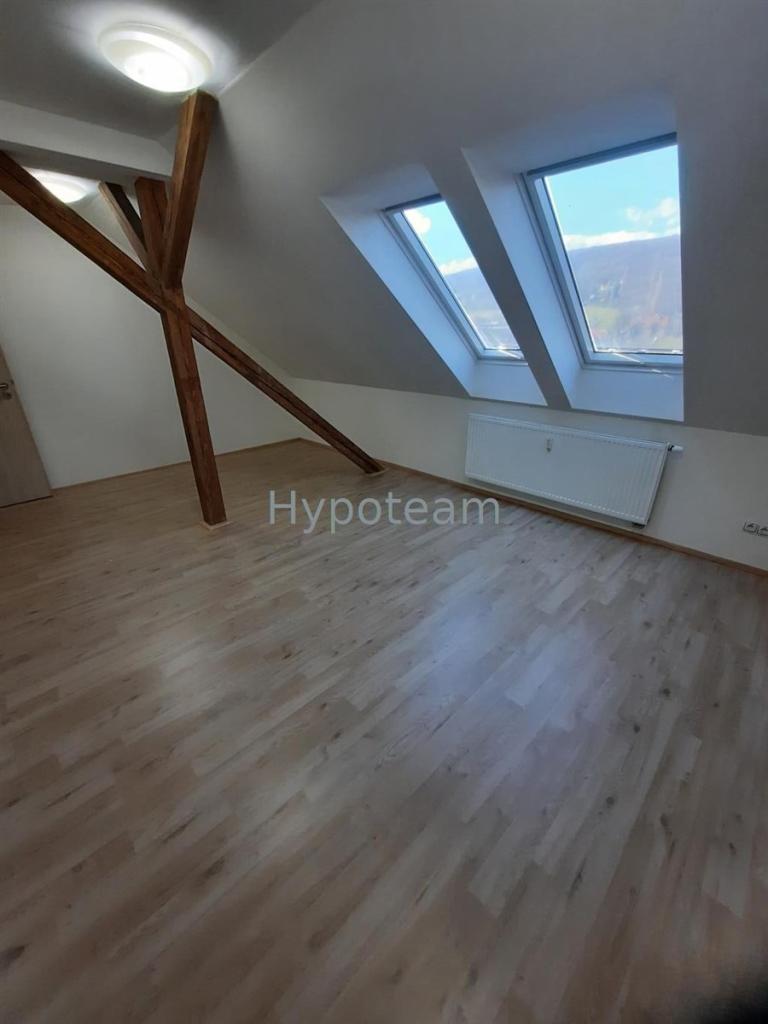Pronájem bytu 2+kk 75 m2