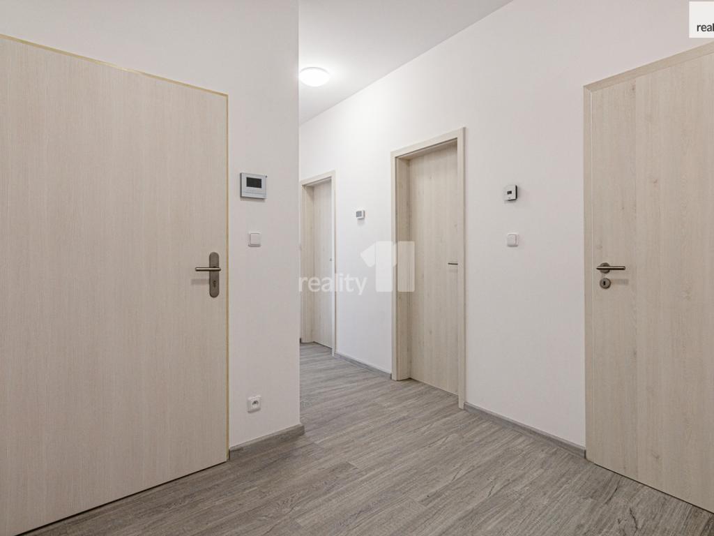 Pronájem bytu 3+kk 96 m² – pohled 6