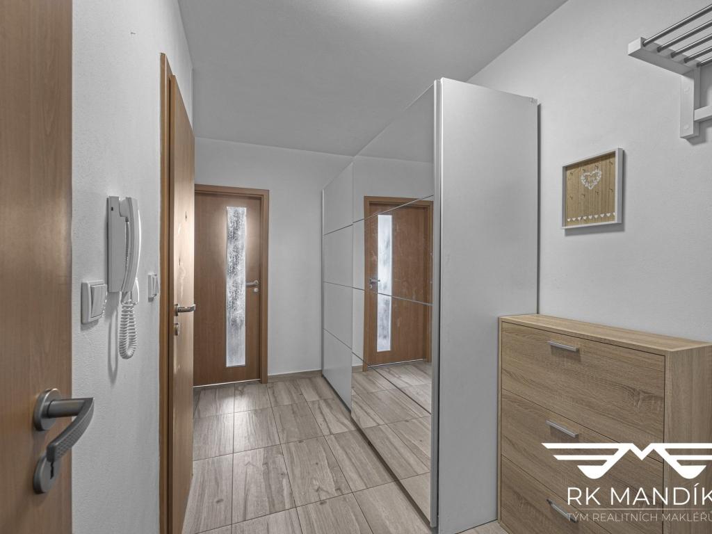 Prodej bytu 2+kk 44 m2, Praha – náhled fotky 15