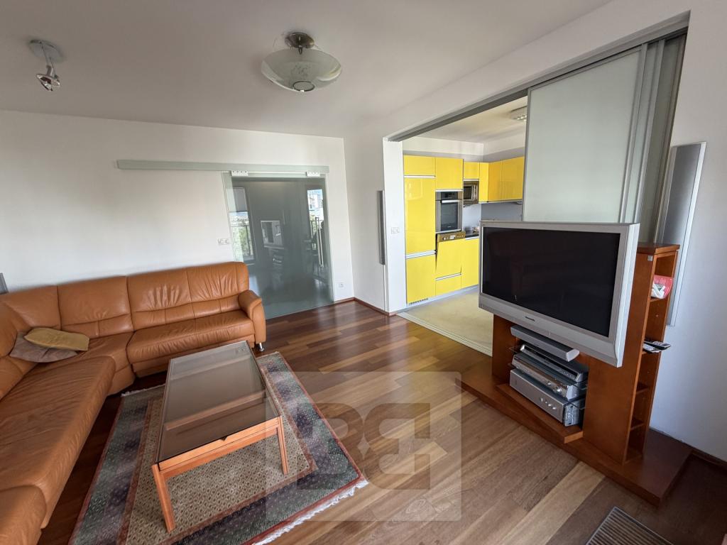 Pronájem bytu 2+1 85 m2