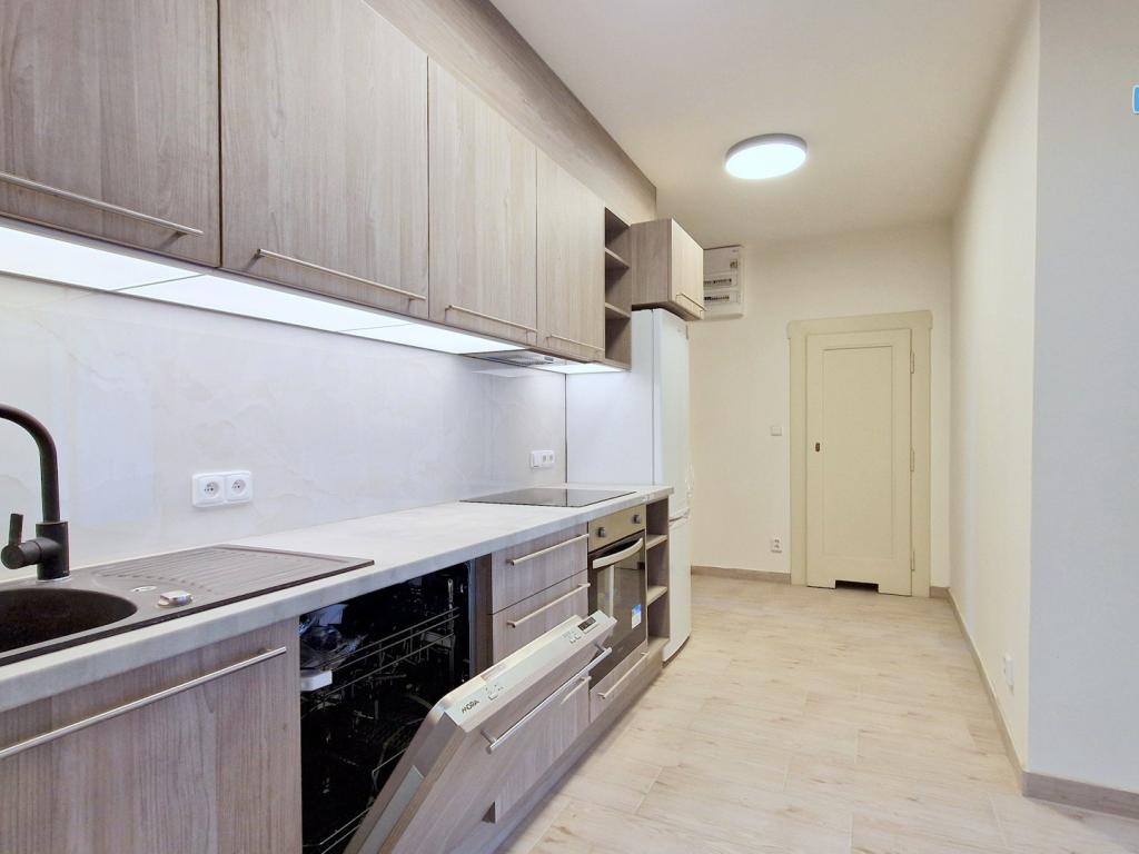 Pronájem bytu 2+kk 60 m2