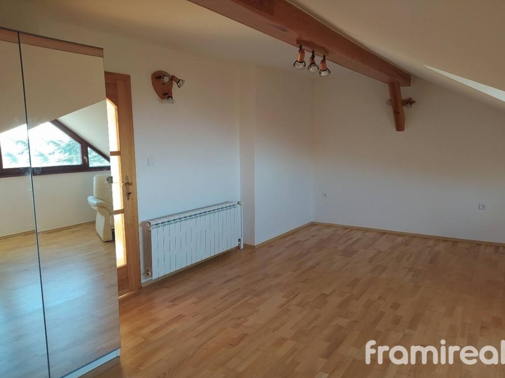 Pronájem bytu 3+kk 100 m2