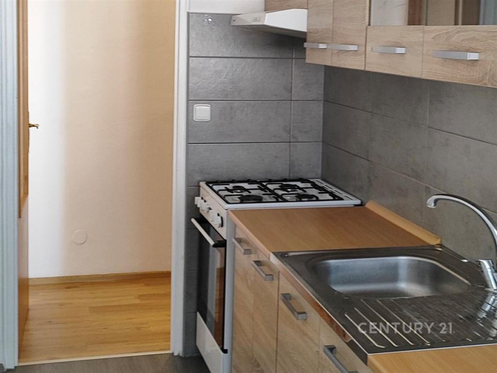 Pronájem bytu 2+1 57 m2