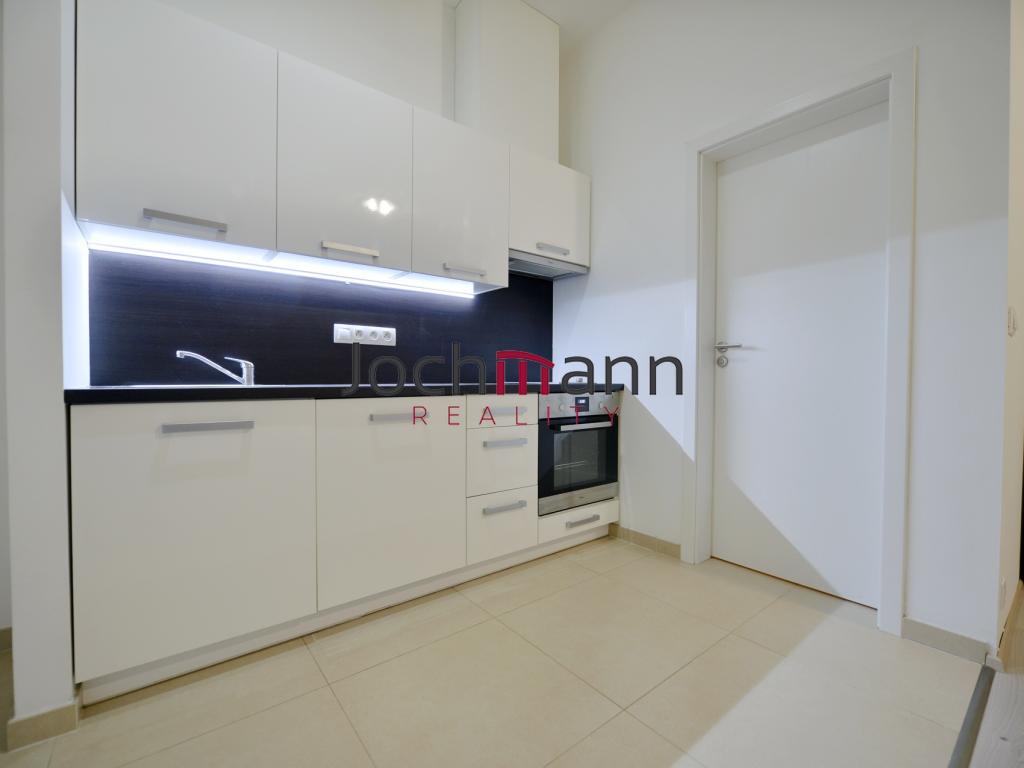 Pronájem bytu 1+kk 35 m2