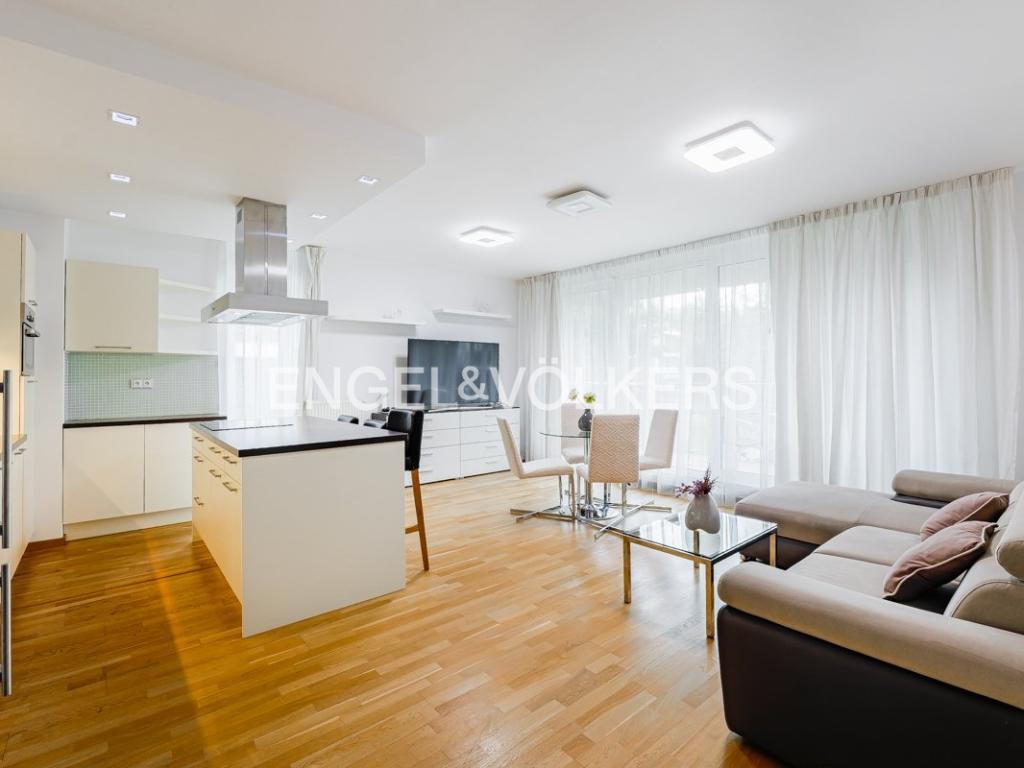 Pronájem bytu 3+kk 91 m2