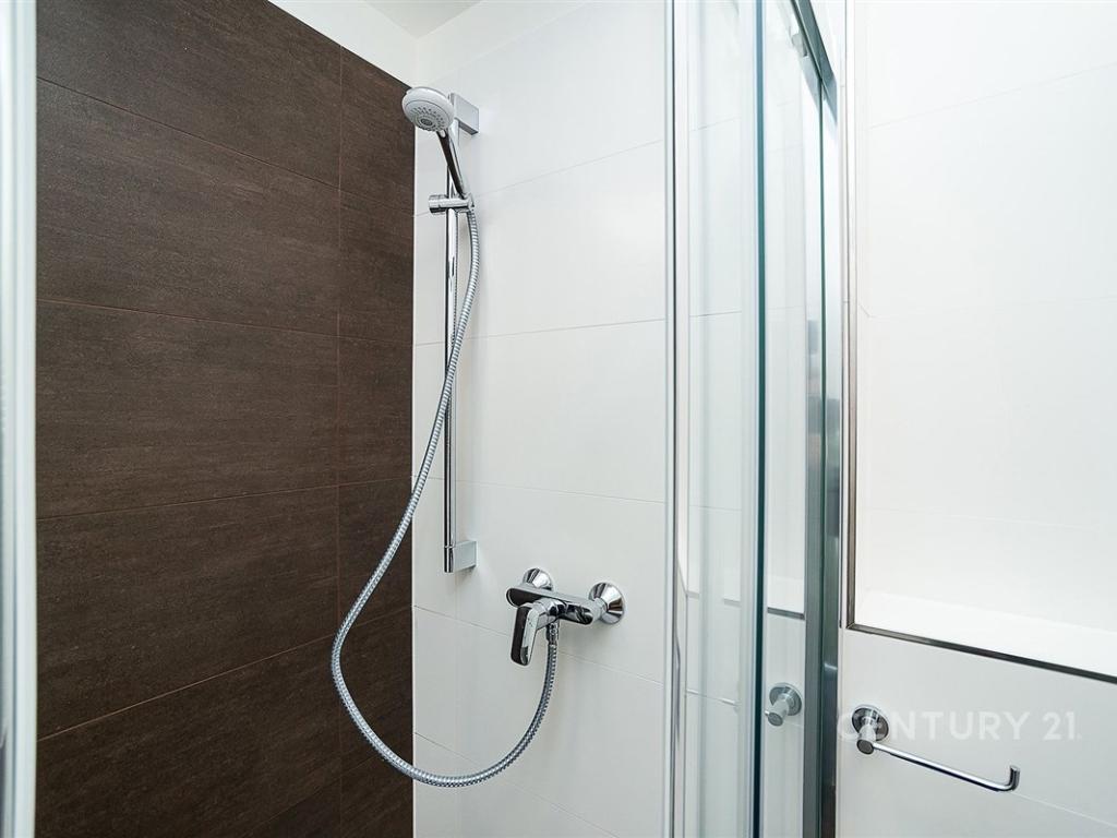 Pronájem bytu 1+kk 30 m² - Mehr