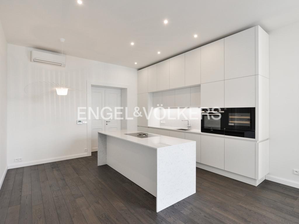 Pronájem bytu 4+kk 137 m2