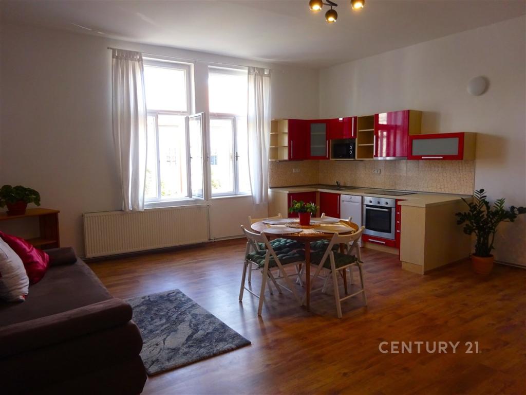 Pronájem bytu 2+kk 65 m2