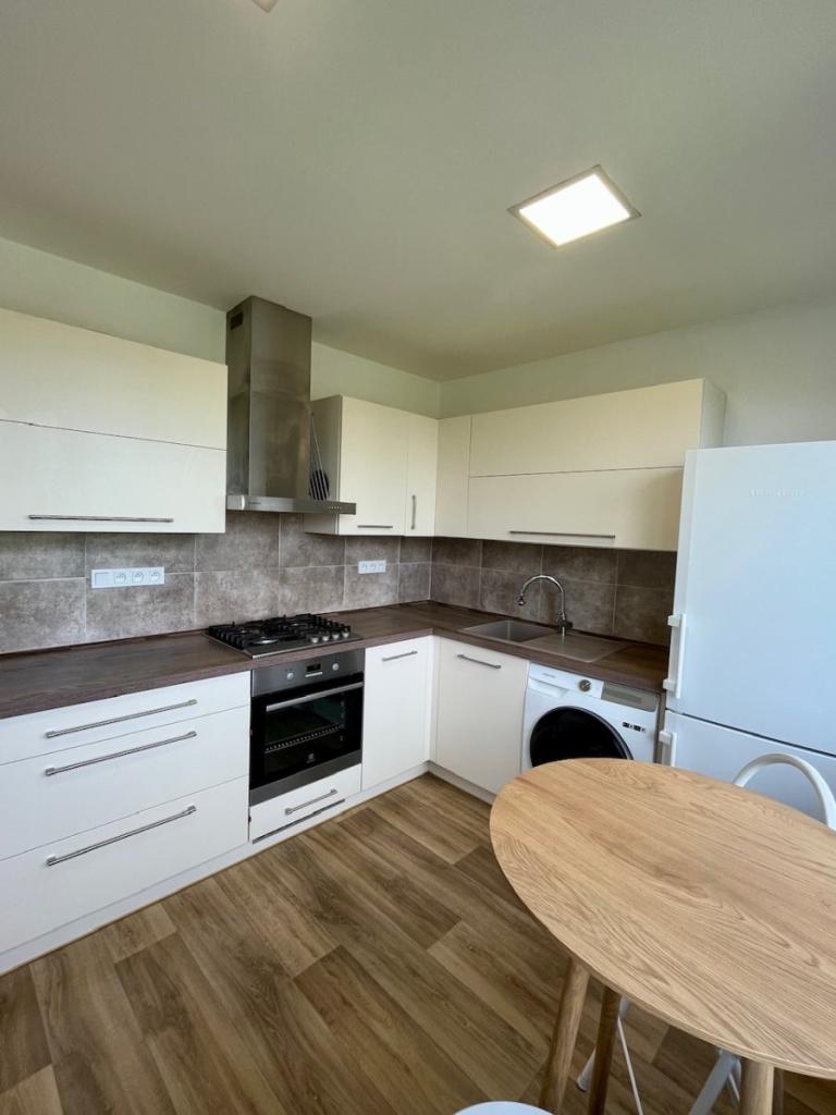 Pronájem bytu 2+1 62 m2